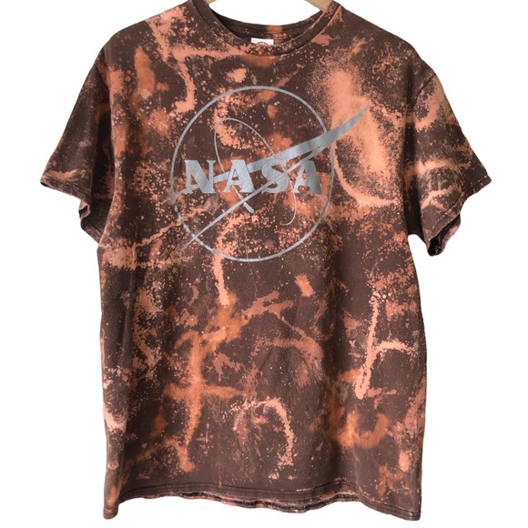 Upcycled bleach dye Nasa tee shirt L - Picture 1 of 5
